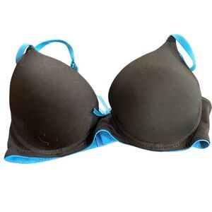 Fredricks of Hollywood size 32C black and blue bra